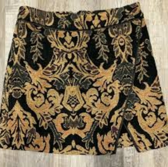❌ SOLD - Free People Winter Warrior Brocade Mini, Size 2 - Picture 3 of 11